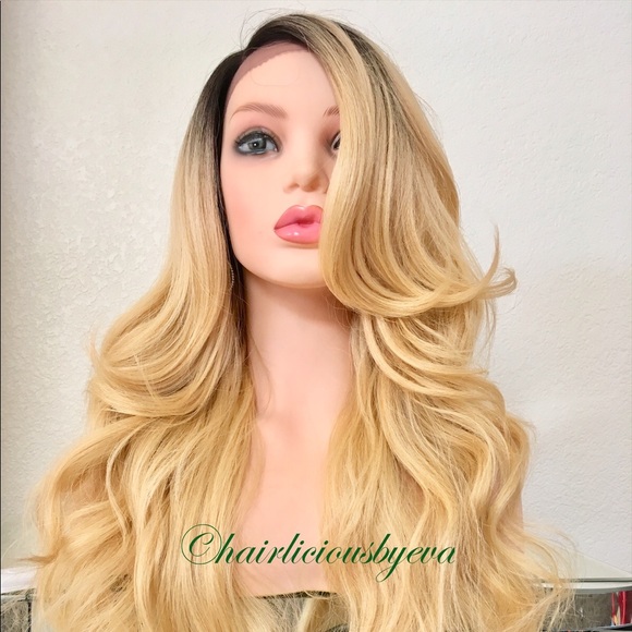 Golden Blonde wig ombré dark roots 26 inch long - Picture 6 of 8